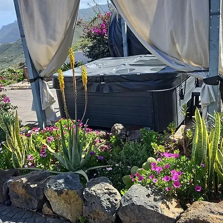 Rural, Stone Escape With Stunning Views, Jacuzzi,sauna, Ac, Outdoor Shower Valle de Guerra